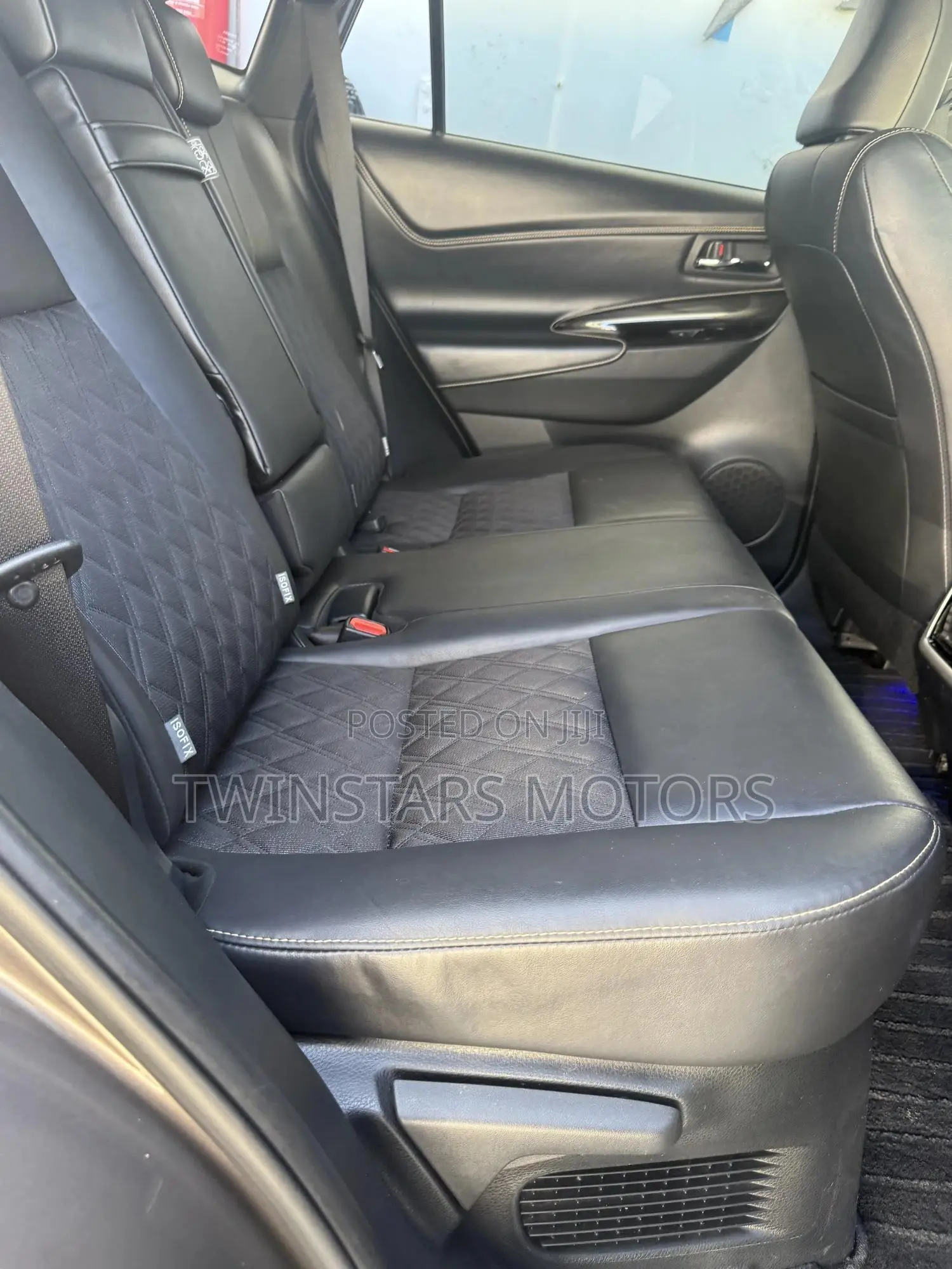 Toyota Harrier 2.0 Turbo 2018 Gray