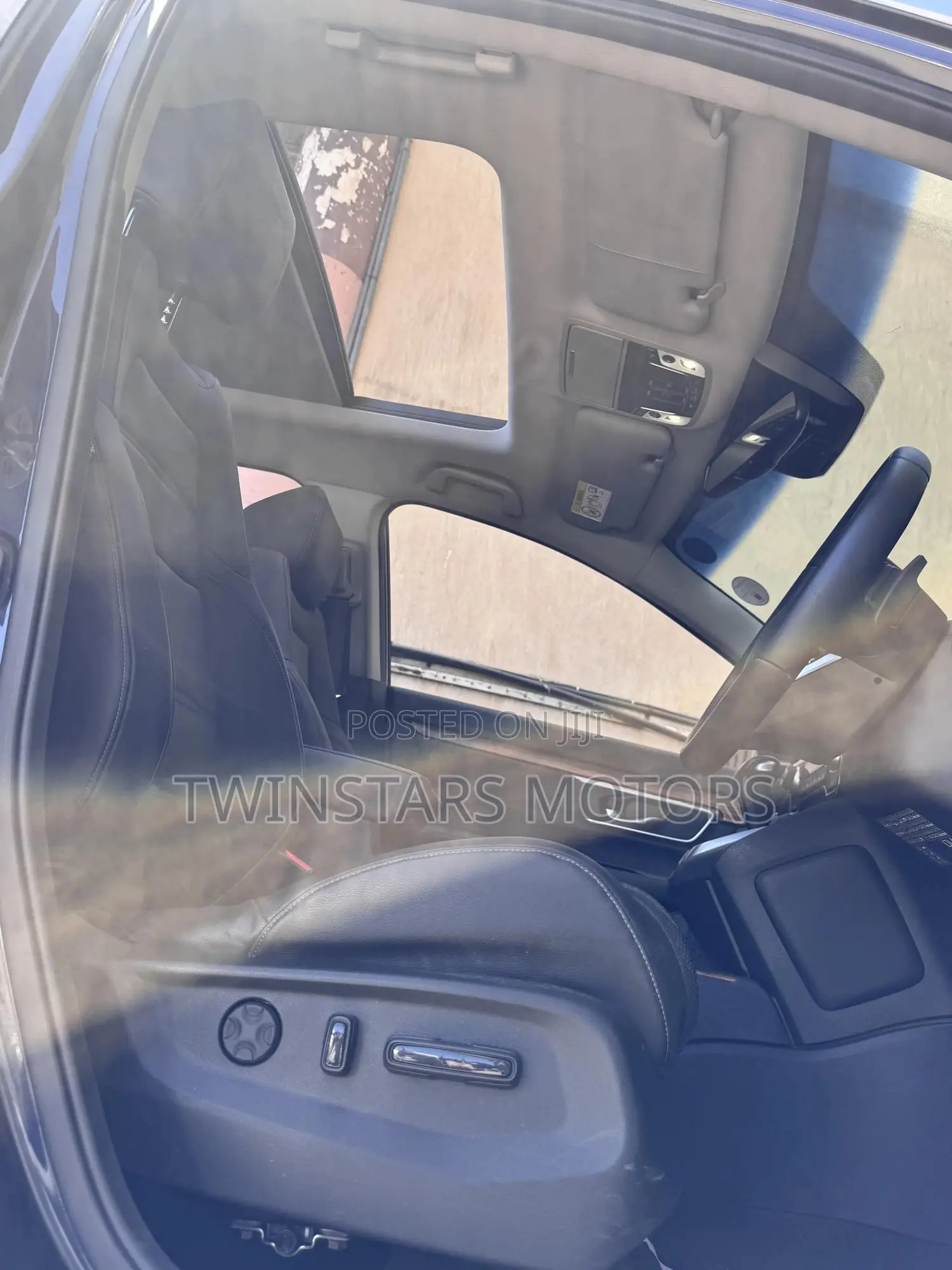 Honda CR-V Touring AWD 2018 Blue