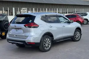 Nissan X-Trail 2019 Silver