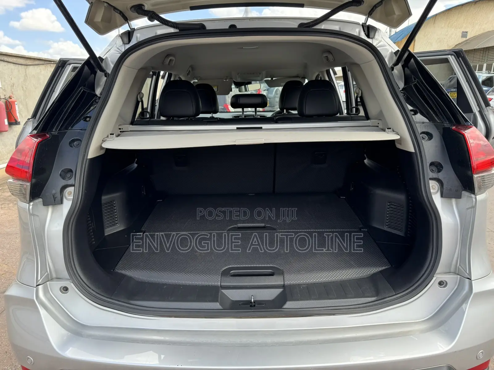 Nissan X-Trail 2019 Silver