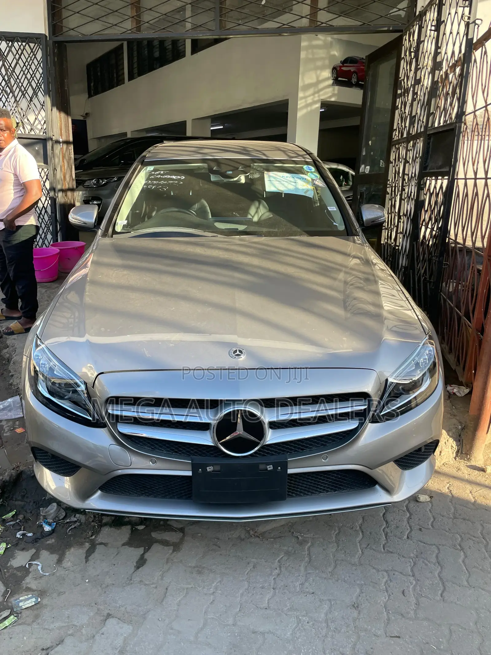 Mercedes-Benz C200 2018 Silver