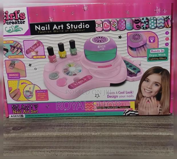 Nail Art Studio - main view