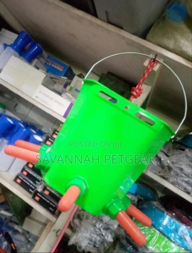 Calf Feeding Plastic Bucket for Feeding Milk/Milk Replacer to Calves