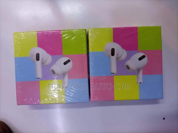 Wireless Bluetooth Ear Pods - main view