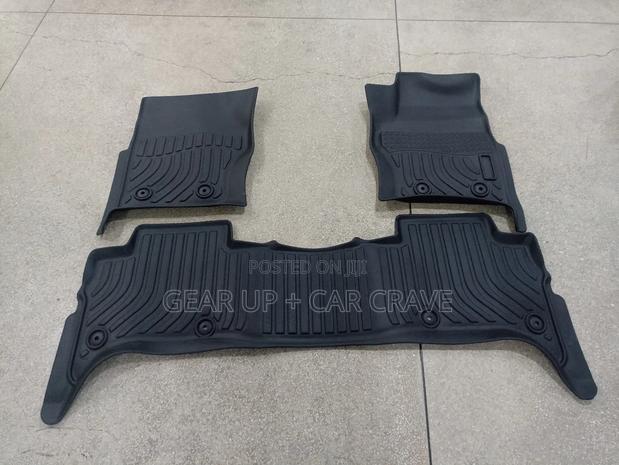 Land Rover Discovery Sport Tpe Floor Mats