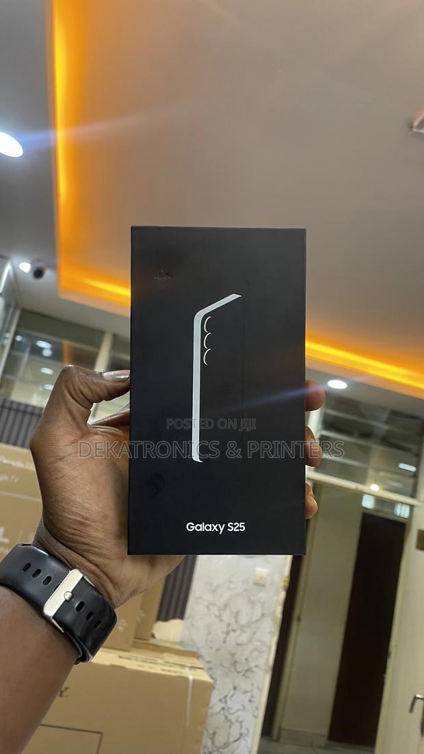 New Samsung Galaxy S25 256 GB Black