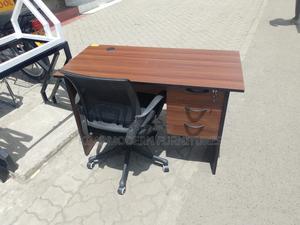Table 1.2m Dark Walnut+ Original Mesh Chair - thumbnail 2