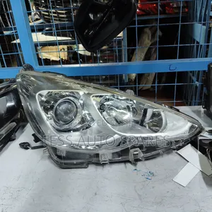 Toyota Aqua 2015 Non Xenon Headlight