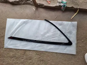 Toyota Harrier 240 2003-2012 Rear Window L-shaped Cover