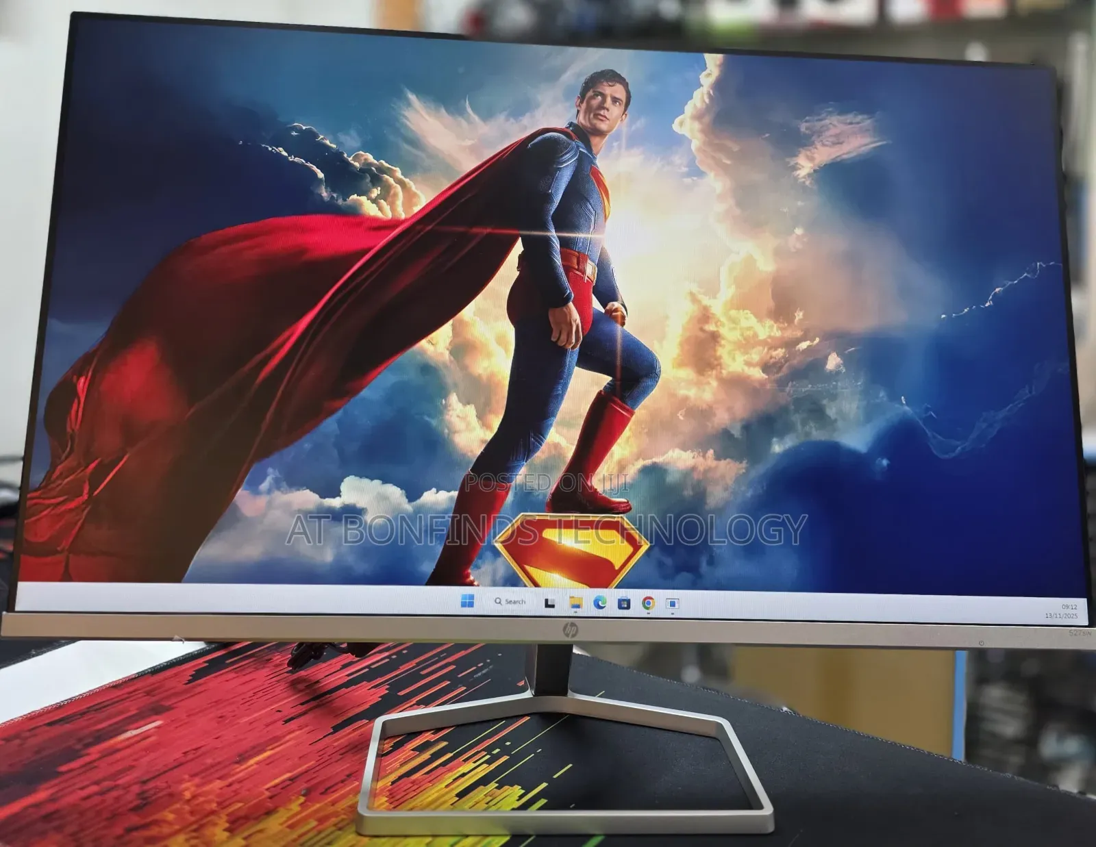 Hp Series 5 527sw
27 Inch