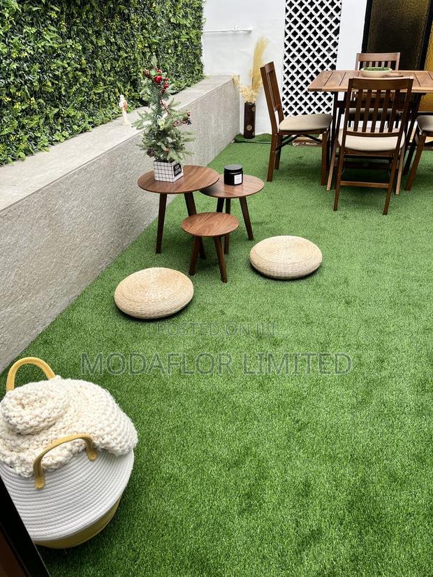 Artificial Grass Carpet – Ideal for Playgrounds Gyms
