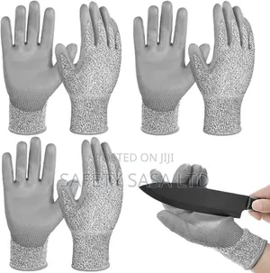Anti-Cut Resistant Gloves