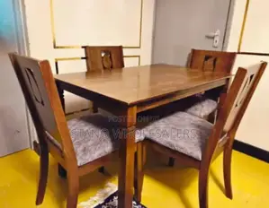 Special 4 Sitter Dinning Table