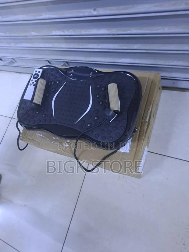 Vibrating Plate Full Body Exercise Machine - main view