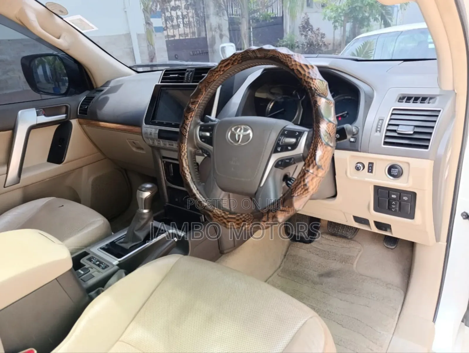Toyota Land Cruiser Prado 2.7 2018 White