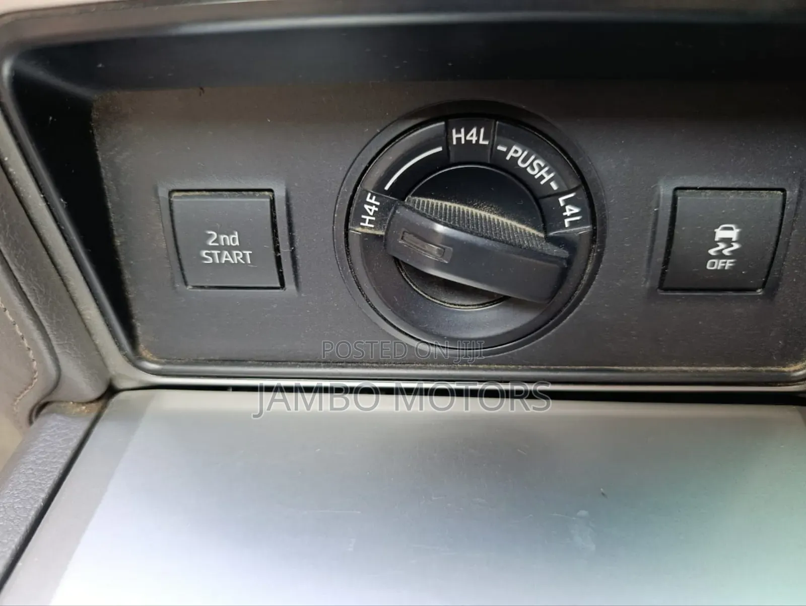 Toyota Land Cruiser Prado 2.7 2018 White