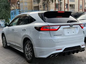 Toyota Harrier 2.0 Turbo 2019 White