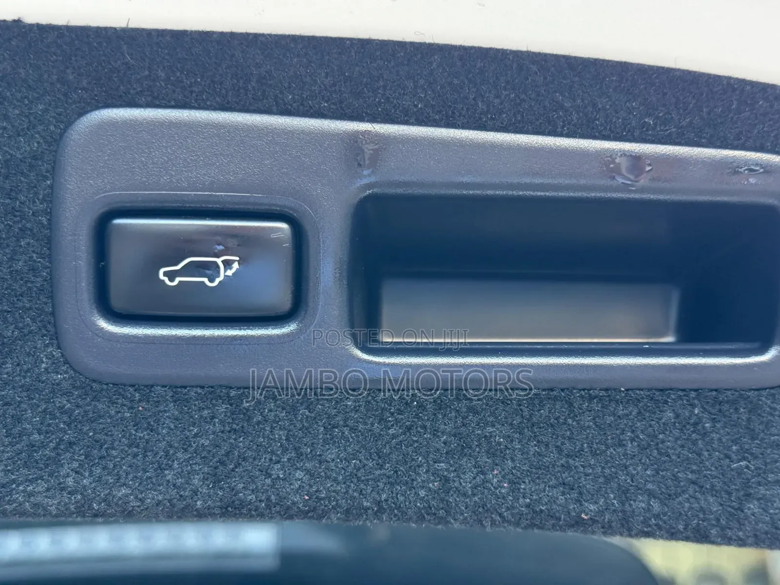 Toyota Harrier 2.0 Turbo 2019 White