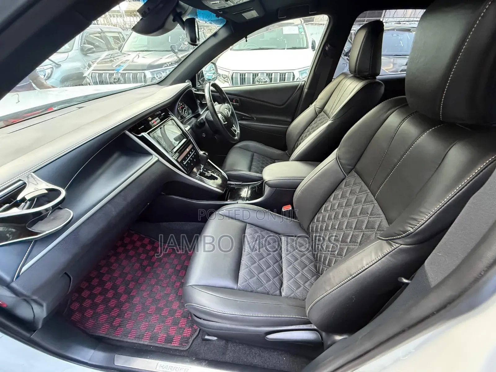 Toyota Harrier 2.0 Turbo 2019 White