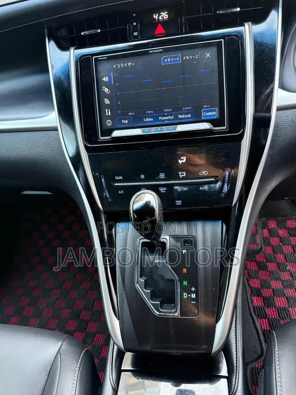 Toyota Harrier 2.0 Turbo 2019 White