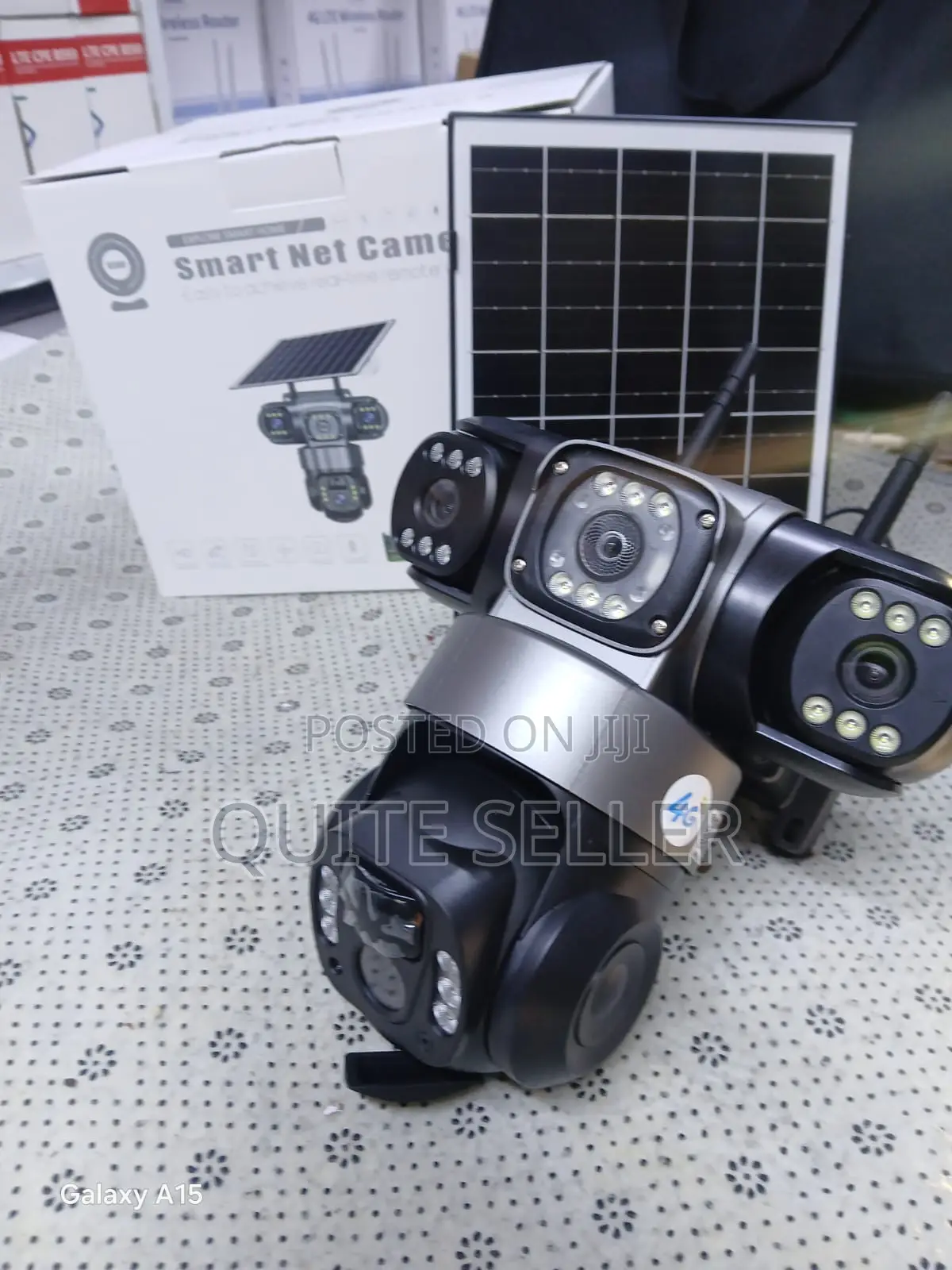 Three Lens Auto Tracking Solar PTZ Security CCTV Camera