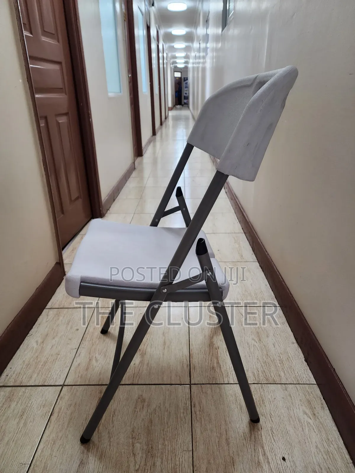 The Cluster Fordable Chairs