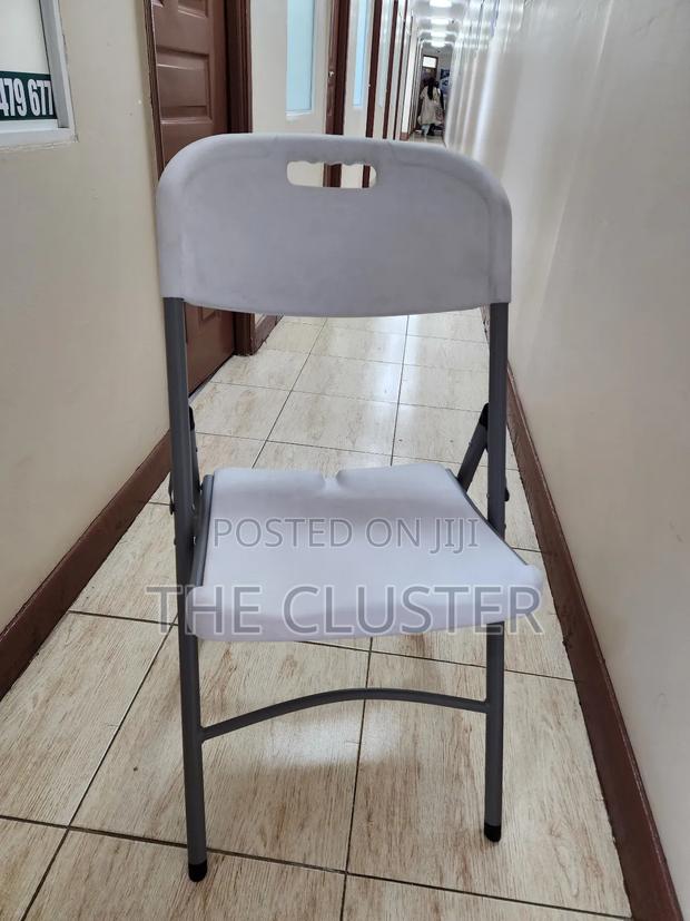 The Cluster Fordable Chairs - thumbnail 3