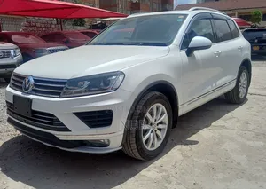 Volkswagen Touareg 2018 White