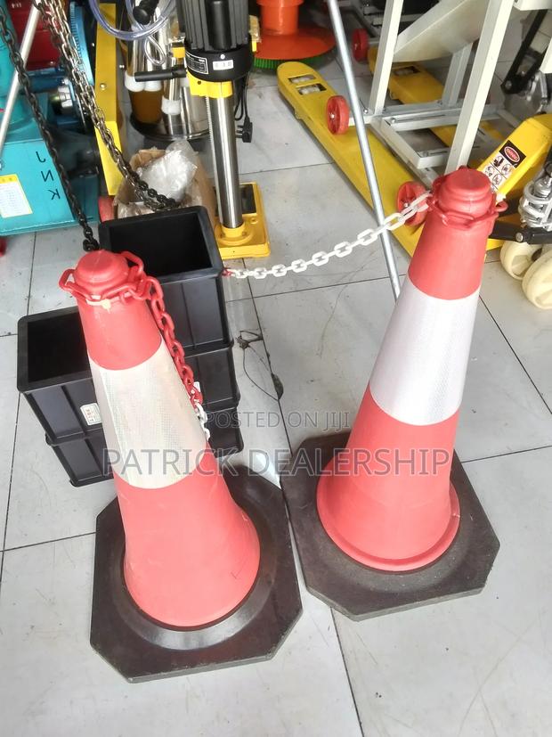 Heavy Duty Reflective Traffic Cones - thumbnail 3