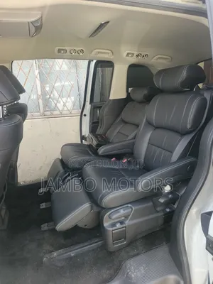 Honda Odyssey 2.0 Hybrid (7 seater) 2019 White