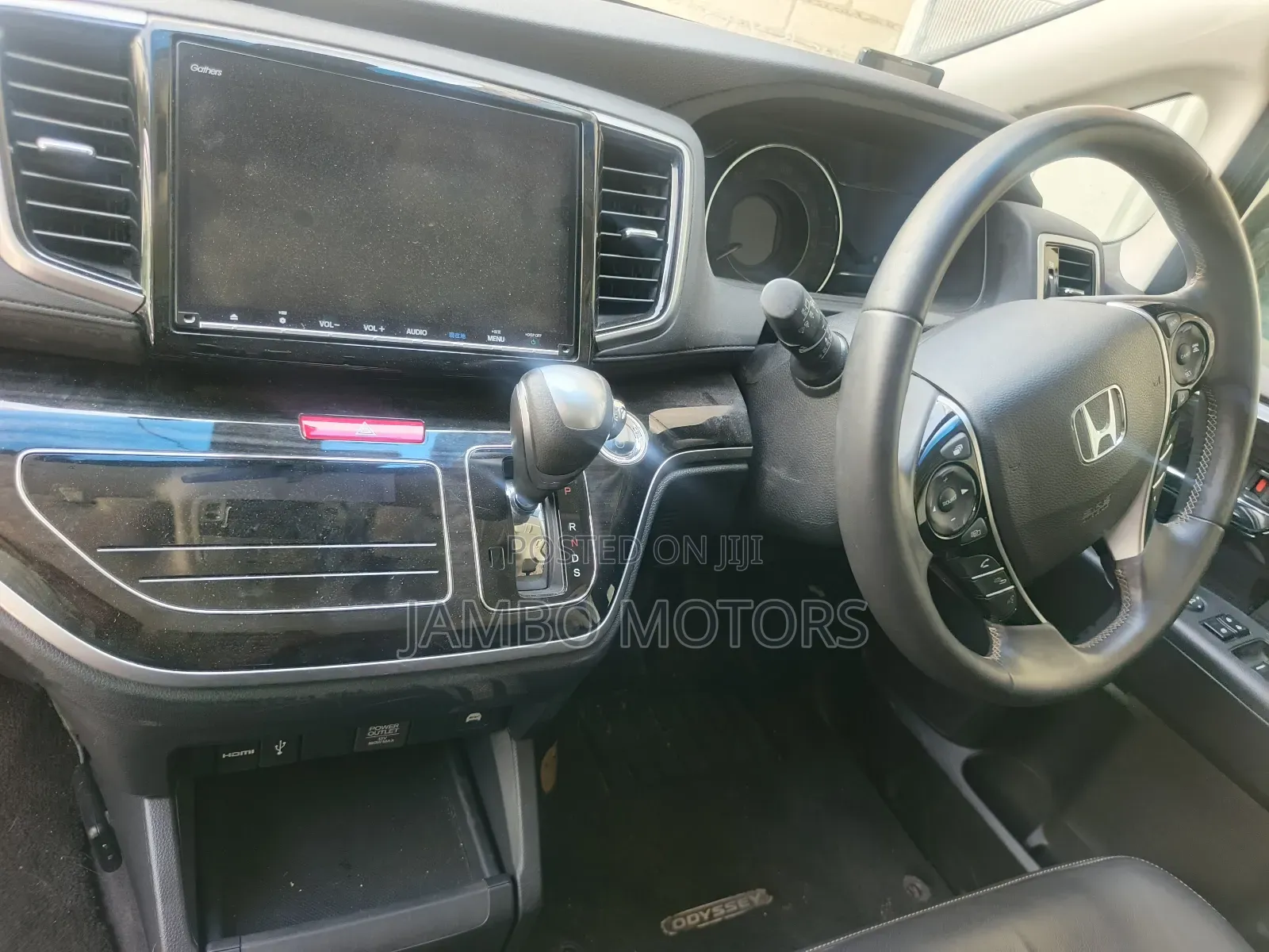 Honda Odyssey 2.0 Hybrid (7 seater) 2019 White