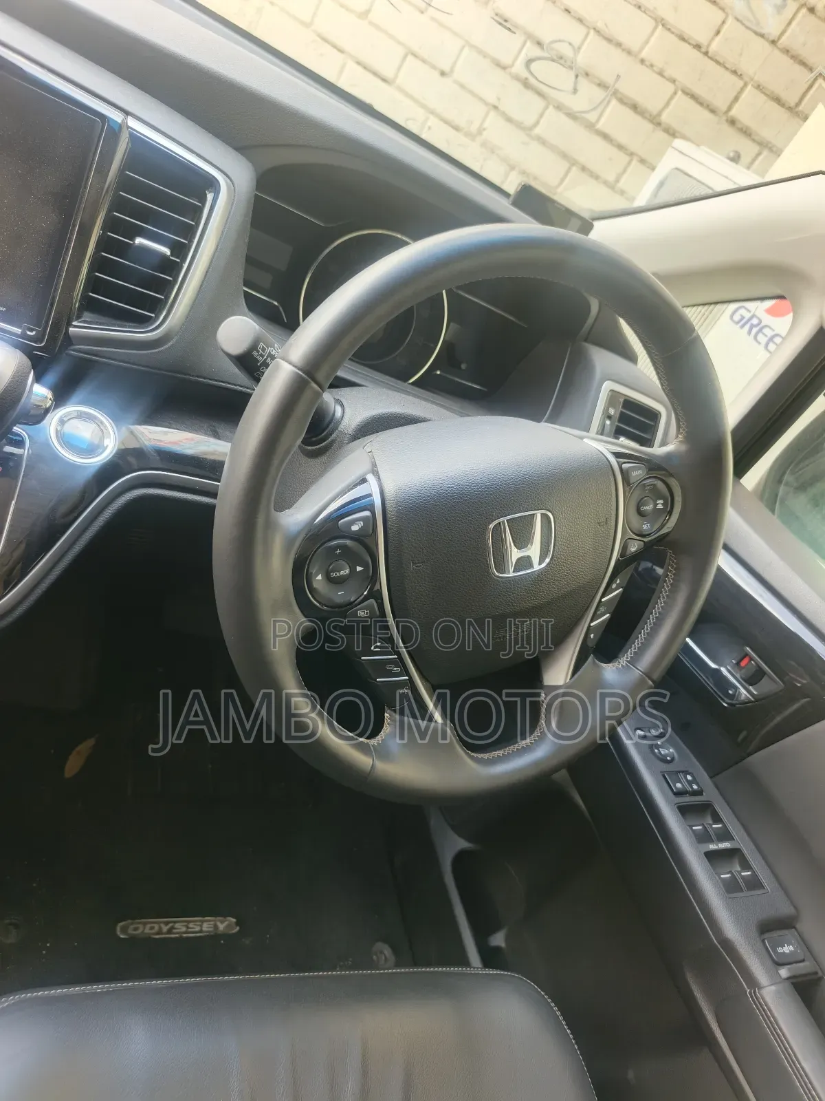 Honda Odyssey 2.0 Hybrid (7 seater) 2019 White