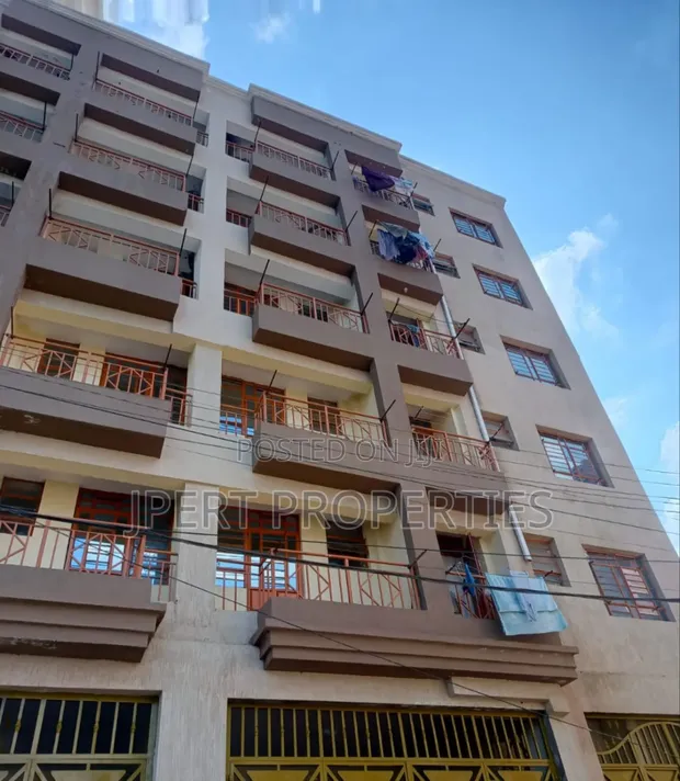 20bdrm Block of Flats in Kahawa Wendani for sale