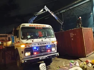 Tata 2516 Fitted With 5tons Crane and Lowbed Self Loading