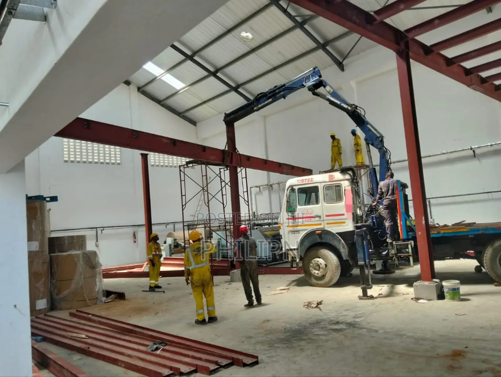 Tata 2516 Fitted With 5tons Crane and Lowbed Self Loading