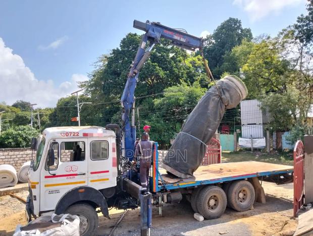 Tata 2516 Fitted With 5tons Crane and Lowbed Self Loading - main view