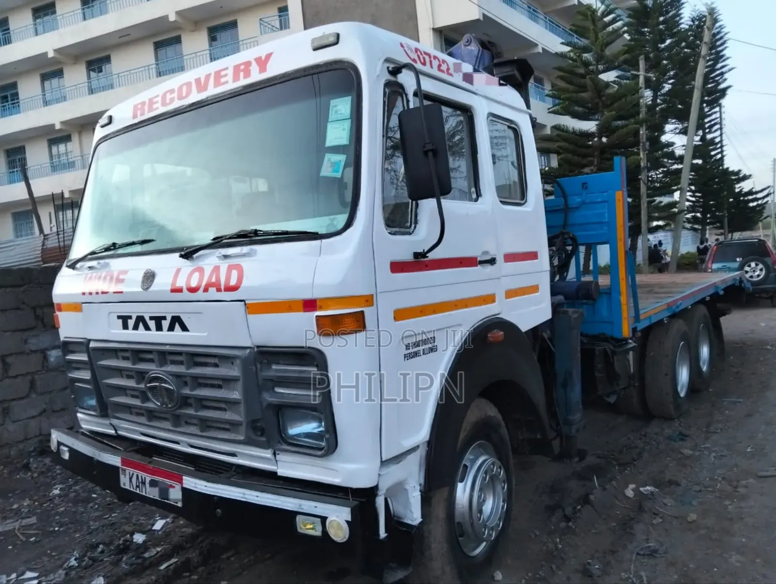 Tata 2516 Fitted With 5tons Crane and Lowbed Self Loading