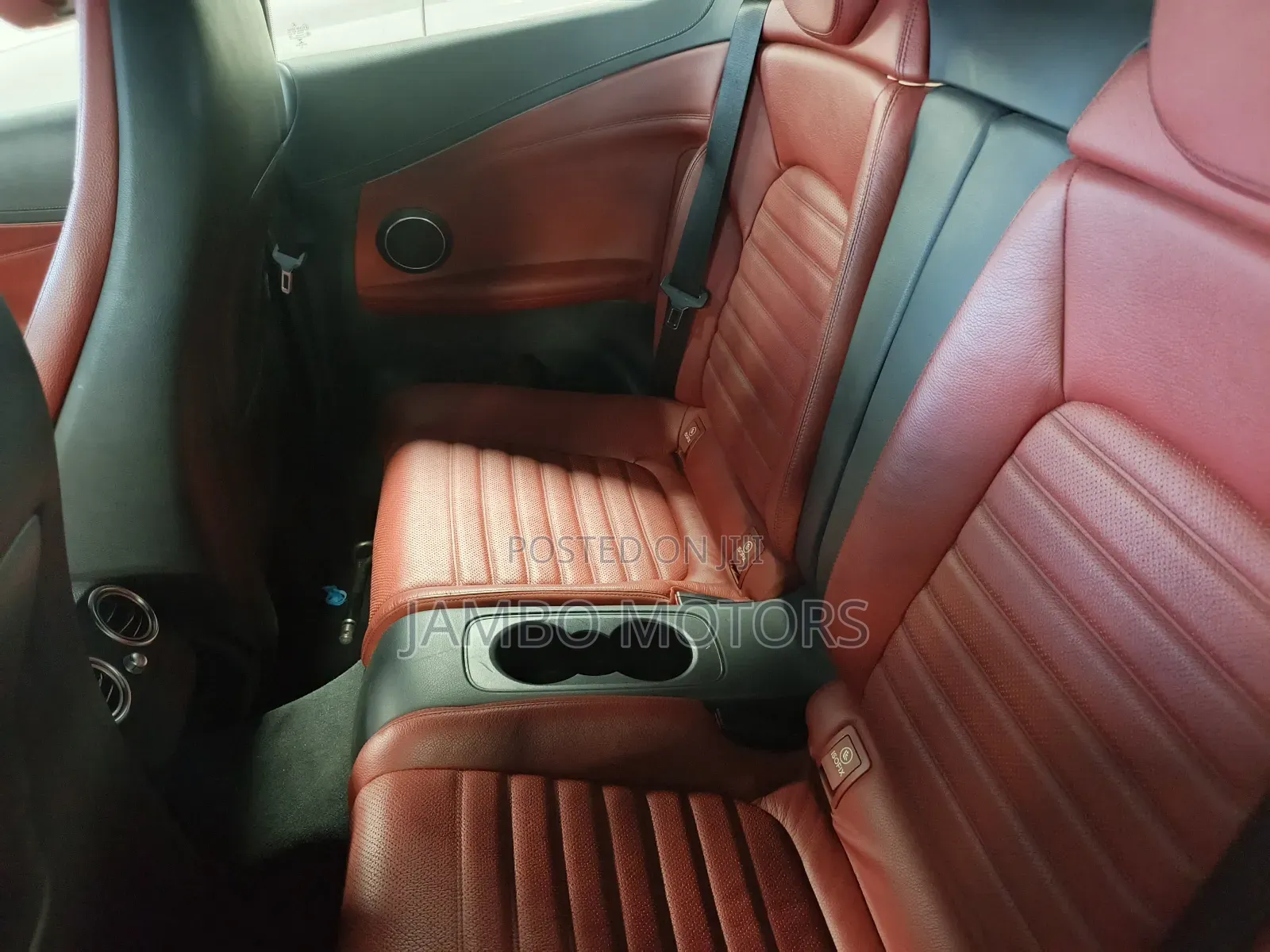 Mercedes-Benz C180 2019 White