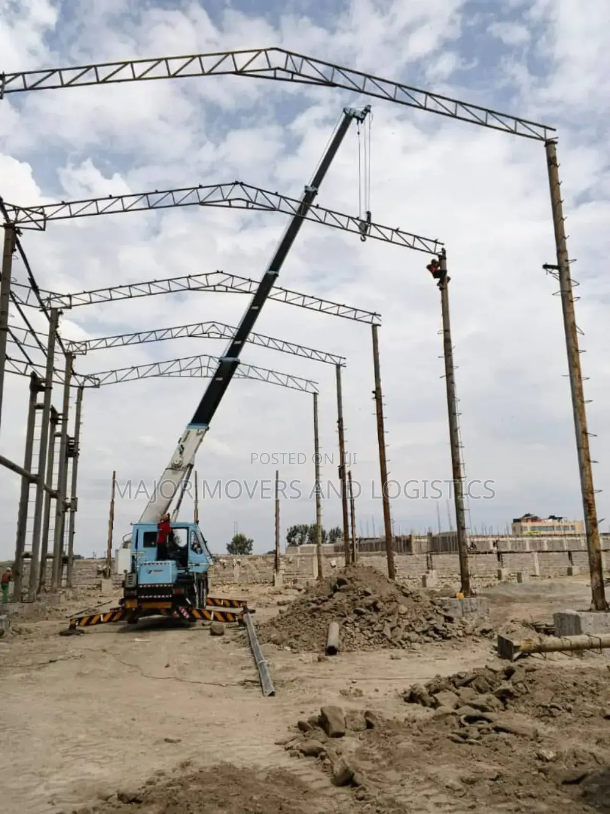 Trailers With Hoisting and Logistics Services Are Available
