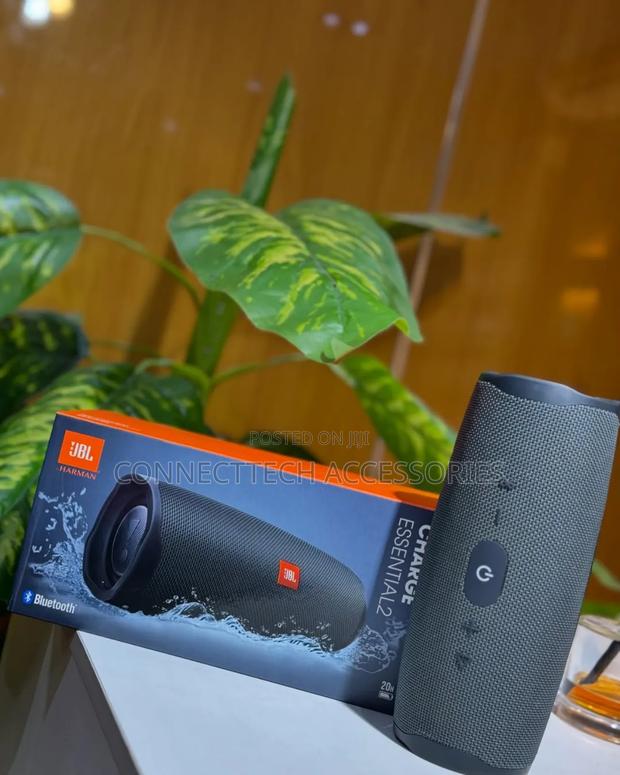 Jbl Charge Essential 2 Portable Bluetooth Speaker. - thumbnail 3