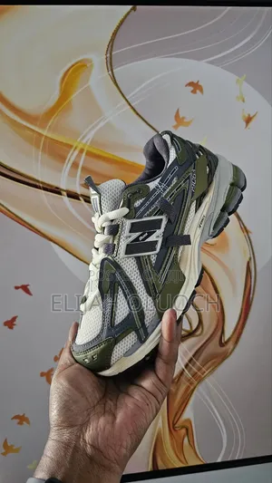 New Balance Men's 1906a 'Olive Juice' Sea Salt White