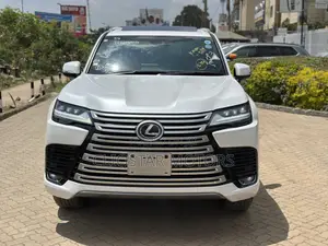 Lexus LX LX 600 2022 White