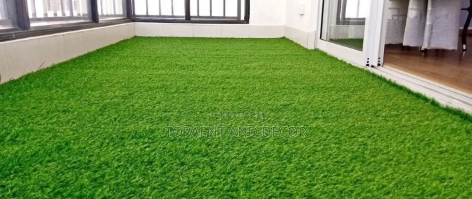 Natural Texture Artificial Grass With Premium Quality
