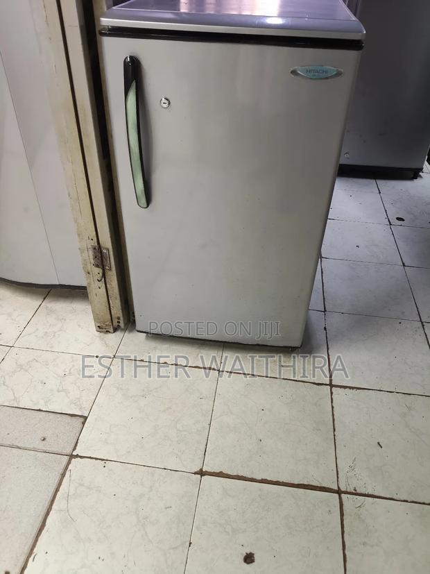 Hitachi Min Fridge - main view