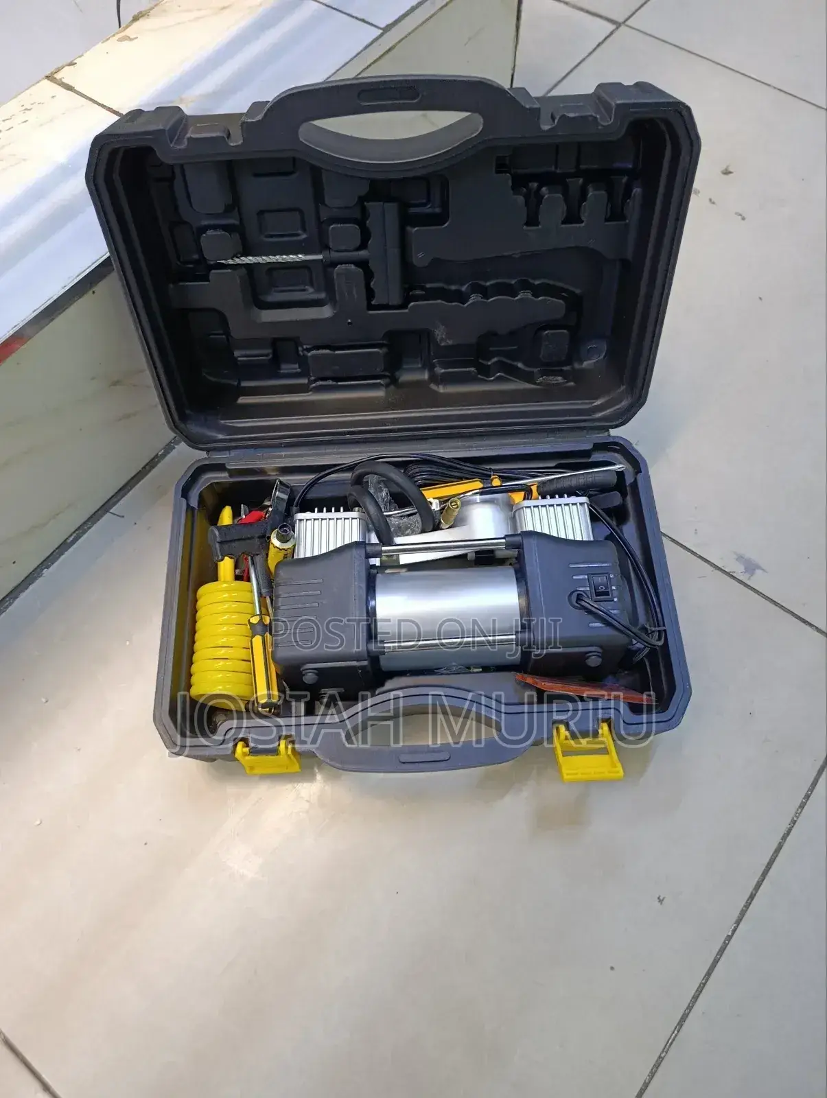 Double Cylinder Air Compressor With Tools