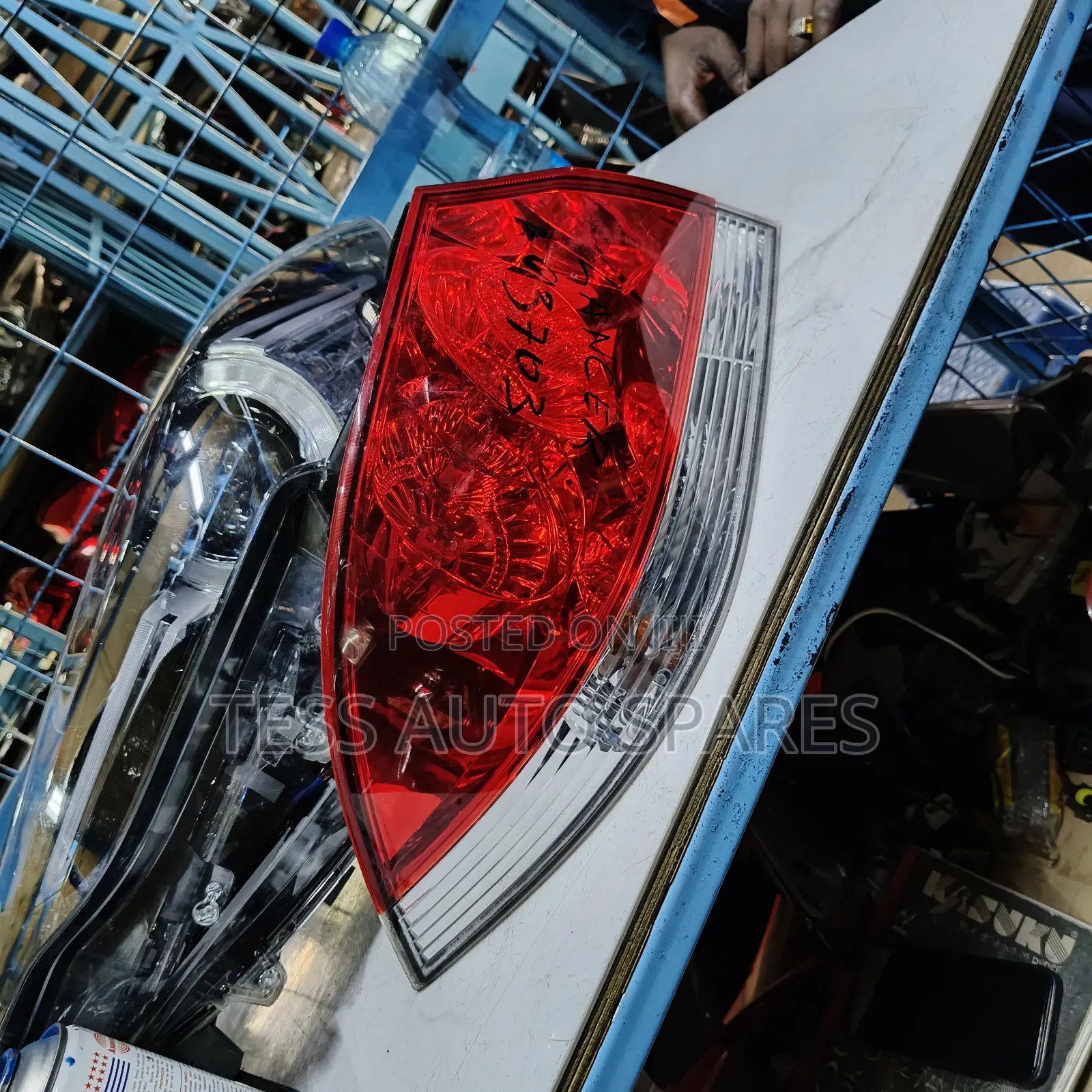 Mitsubishi Cedia 2005 Backlights