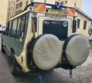 Safari Land Cruisers For Hire