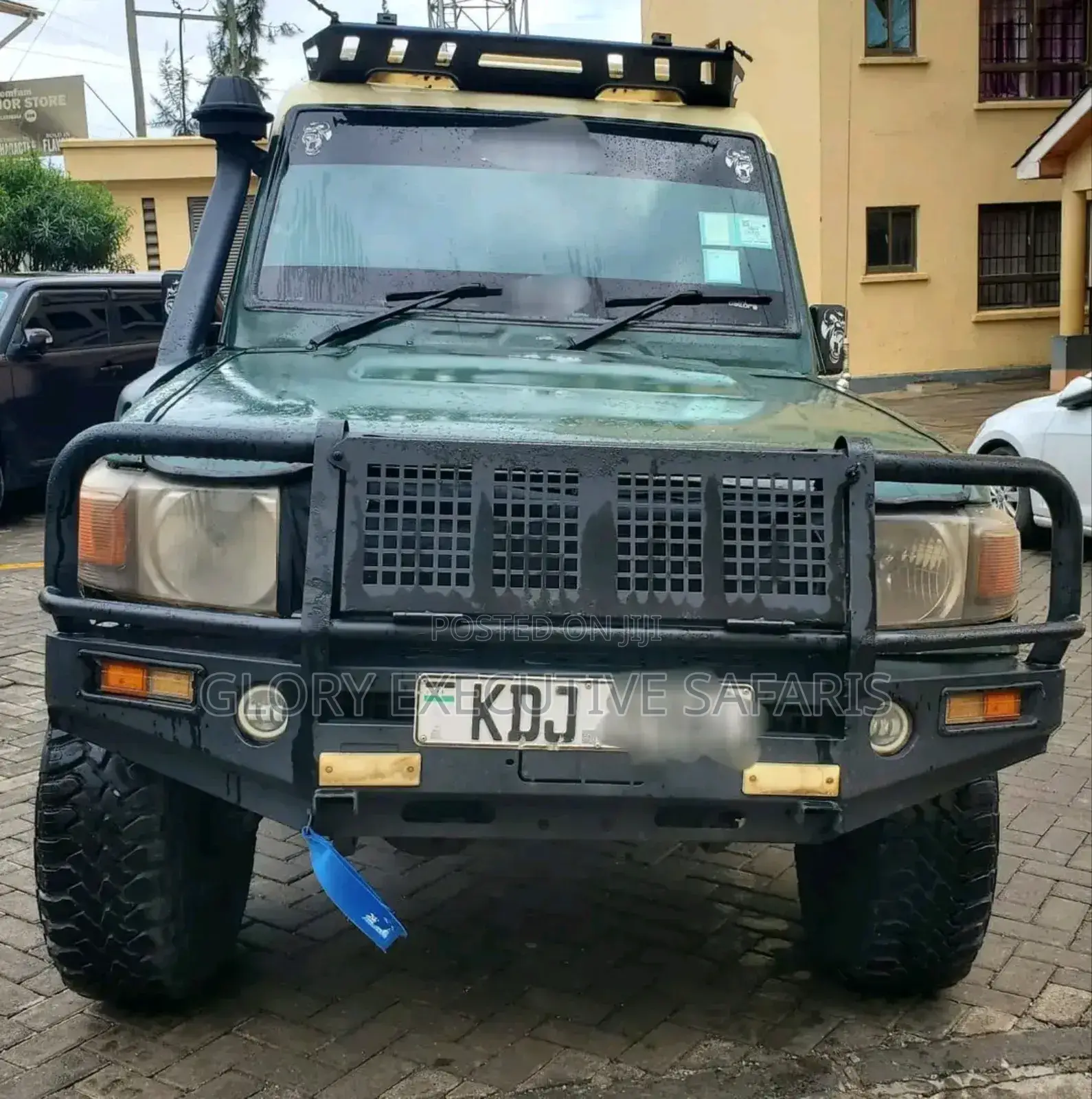 Safari Land Cruisers For Hire