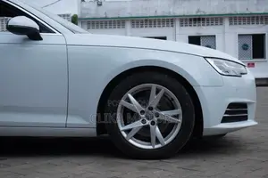 Audi A4 2017 White