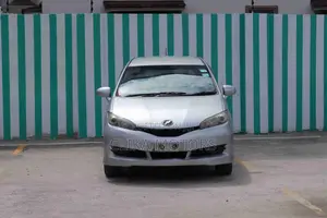 Toyota Wish 2010 Silver